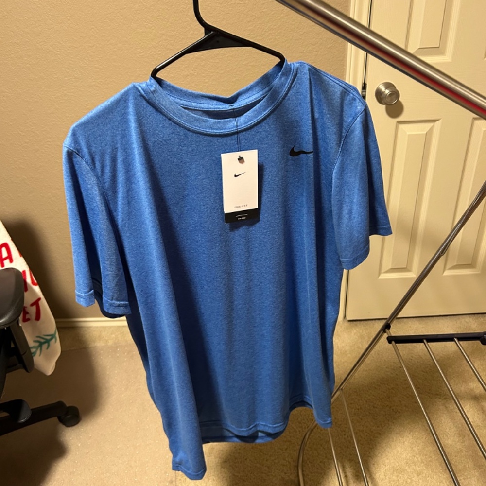 Shirts bundle - Picture 9 of 9